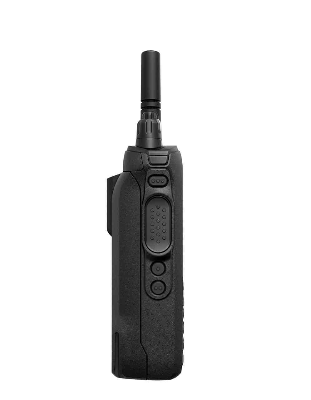 MOTOTRBO R7 Digital Portable Radio - Image 8